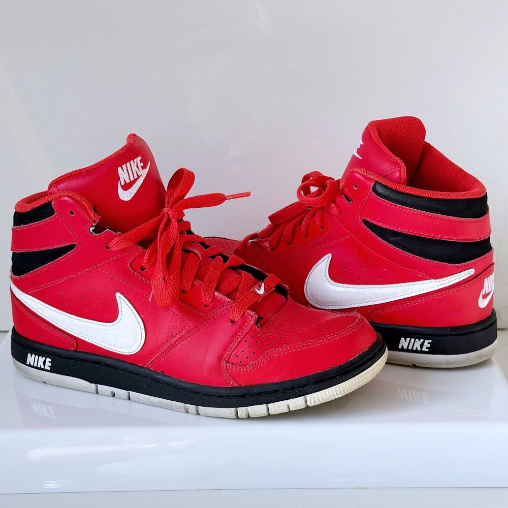 Nike Prestige IV High Top | Size: 6Y/8.5W